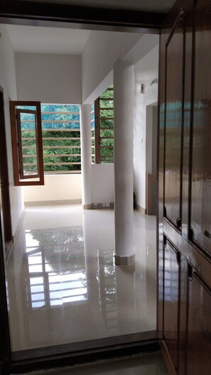 Interior - The Riverside Bliss is staying in Yendayar (Yendayar)