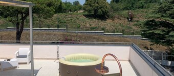Large Rooftop Apartment overlooking the ruins of Pompeii,