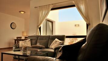 Smart TV, books, stereo, printers