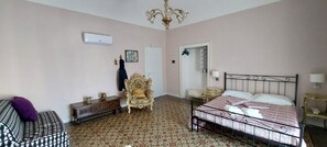 2 chambres, Wi-Fi gratuit, draps fournis