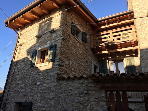 cottage in the countryside in a quiet village for a relaxing holiday