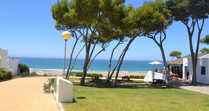 Apartment pool in La Atalaya for 6 person, terrace and 250m. Beach