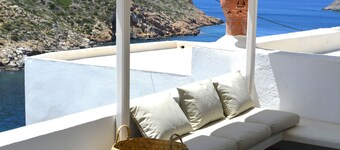 Spectacular and Charming House in Sifnos Keronissos Village