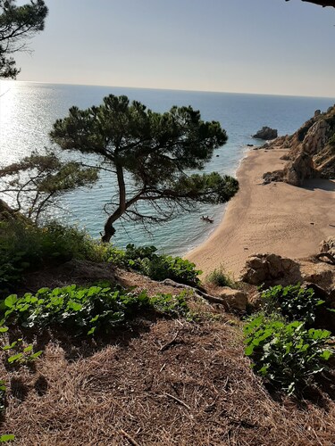 Belles pierres blanches à Sant Pol de Mar
