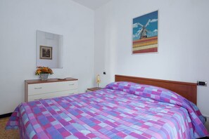3 bedrooms, WiFi, bed sheets - Holiday Home Grecale, with sea view (Levanto)