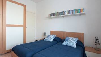 3 bedrooms, WiFi, bed sheets