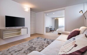 2 Schlafzimmer, Zimmersafe, kostenloses WLAN, Bettwäsche