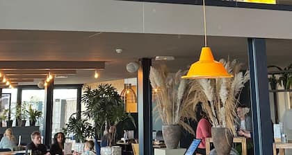 Bungalow rénové fin 2018! TrÚs bien situé sur l'IJsselmeer