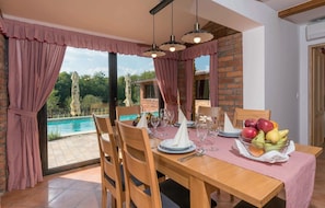 Dining - Beautiful home in Repusnica with sauna (Repusnica)