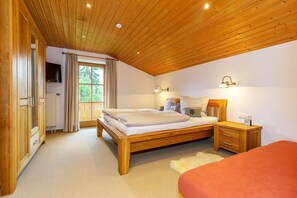 3 Schlafzimmer, Bügeleisen/Bügelbrett, Internetzugang, Bettwäsche