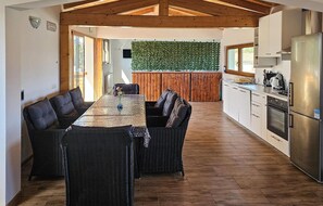 Kühlschrank, Herdplatte, Geschirrspüler