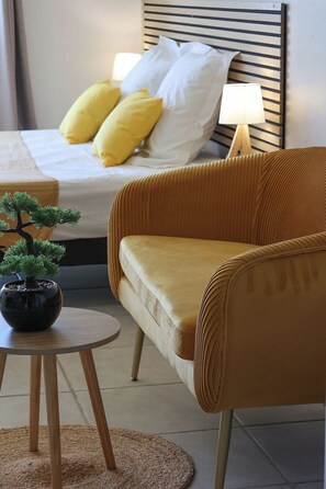 1 chambre, fer et planche Ă repasser, Wi-Fi gratuit, draps fournis