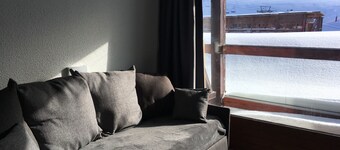 Arcs 2000: Ski-to-Feet Apartment