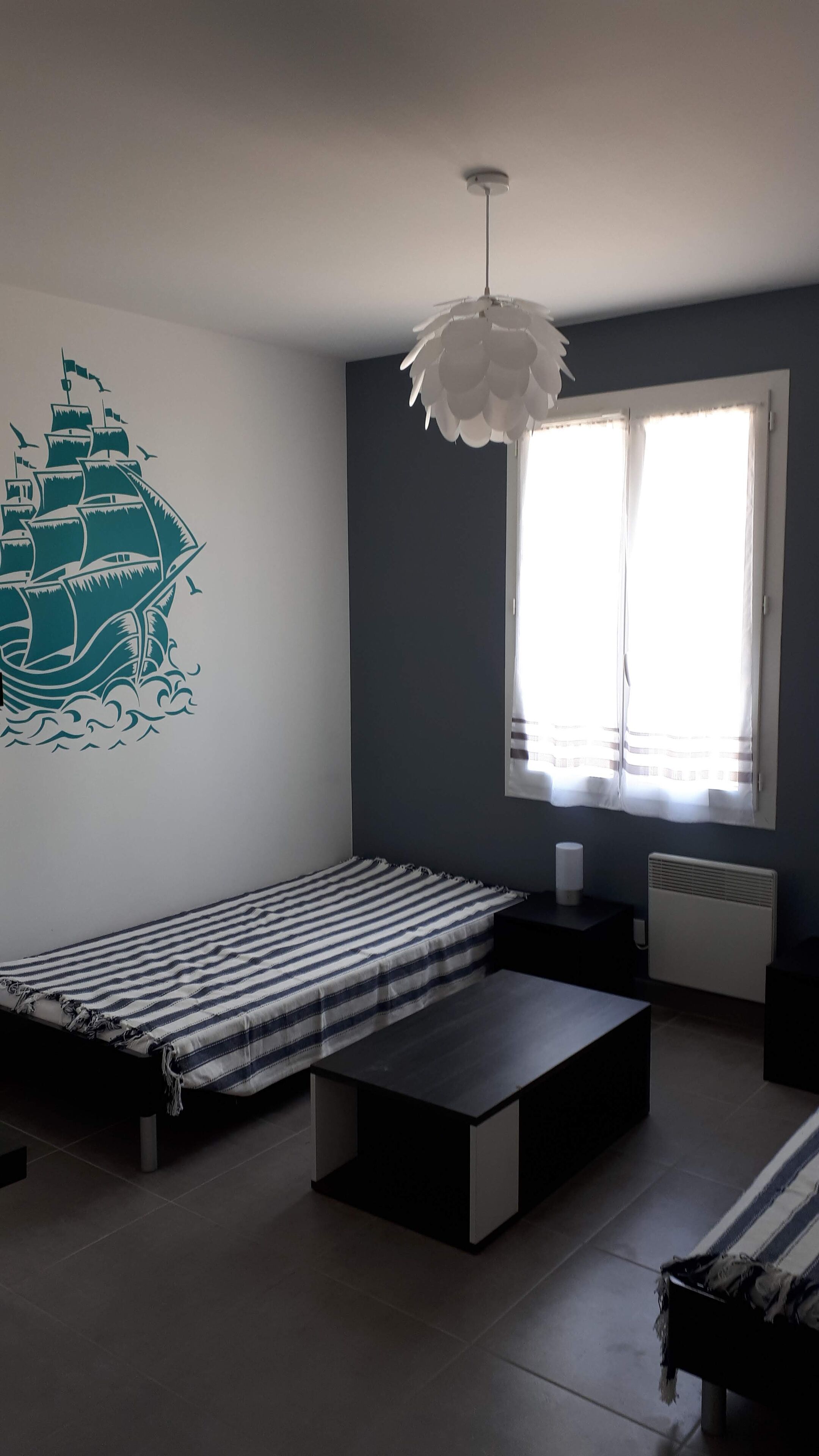 3 bedrooms, iron/ironing board, travel cot, free WiFi