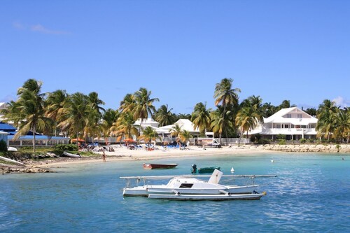 Cozy apartment for 4 people * star residence * 50m beach and lagoon * marina access