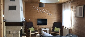 Independent wooden chalet 