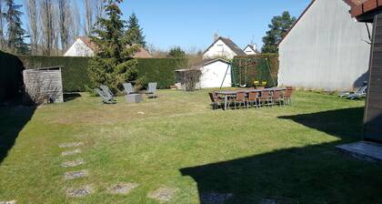 House 11 to 14 people between Chambord, Cherverny, Zoo Parc de Beauval and Blois