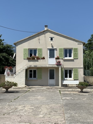 Extérieur
