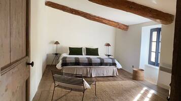 4 chambres, fer et planche Ă repasser, Wi-Fi gratuit, draps fournis