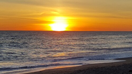 WALK THROUGH THE MOORS BY LONG POND TO DIONIS BEACH | bikes & beach gear incl!