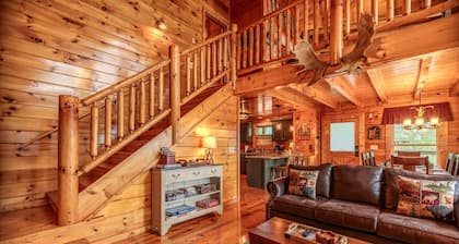 🔹Mt LeConte View🔹King Beds🔹Theater🔹Hot Tub🔹Arcade🔹Near Parkway 🔹5⭐️