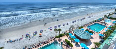 屋内プール、温水プール