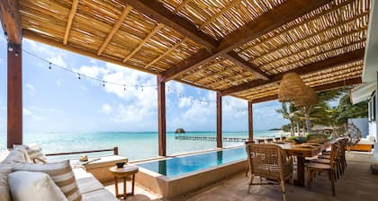 Luxuriöse Strandvilla mit Küchenchef, 3 Pools, Wlan, Bestes Schnorcheln und Kayaking Bay