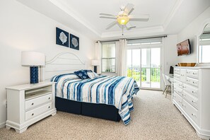 3 bedrooms, desk, iron/ironing board, travel cot