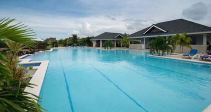 Eshae Living Modern Beach House