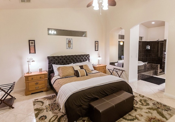 3 dormitoris, escriptori, planxa i posts de planxar i wifi gratuïta