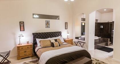 Voikukkatuomio - Lähellä Kuolemanlaaksoa ja Näkökirja edestä näkevistä jäsenistä