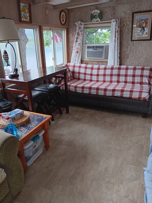Smart TV, DVD player, stereo