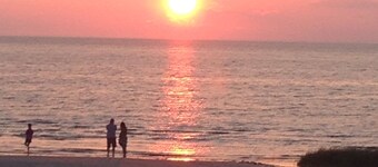 Booking now for June 28 - August 30, 2025! [Booking Saturday to Saturday]