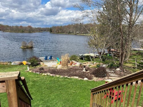 Lakefront Home with Amazing Views!