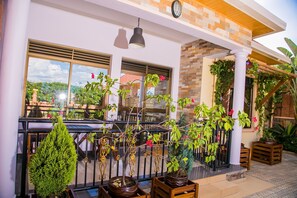 Front of property - Nyumbani Cottages (Kigali)