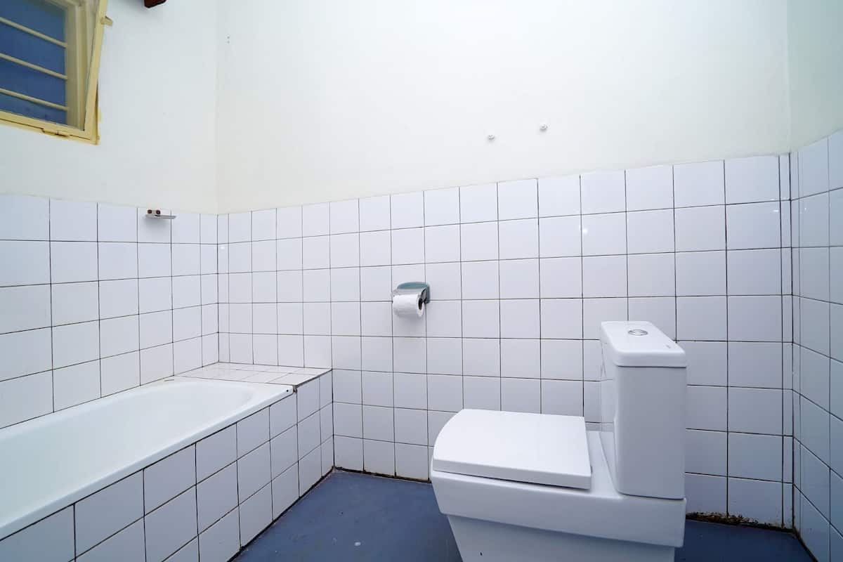 free toiletries, slippers, towels