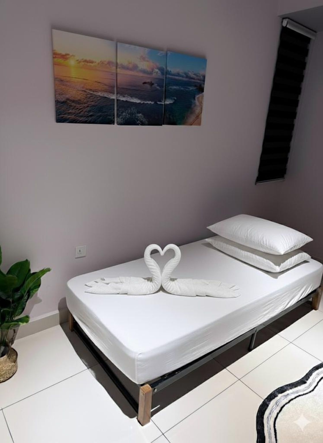 公寓, 3 間臥室 (Near Tebrau Urban Retreat 5 Pax) | 高級寢具、遮光布/窗簾、熨斗/熨衣板、免費無線上網