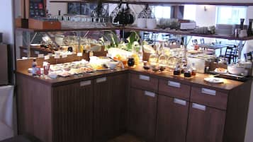 Tägliches inbegriffenes Frühstücksbuffet