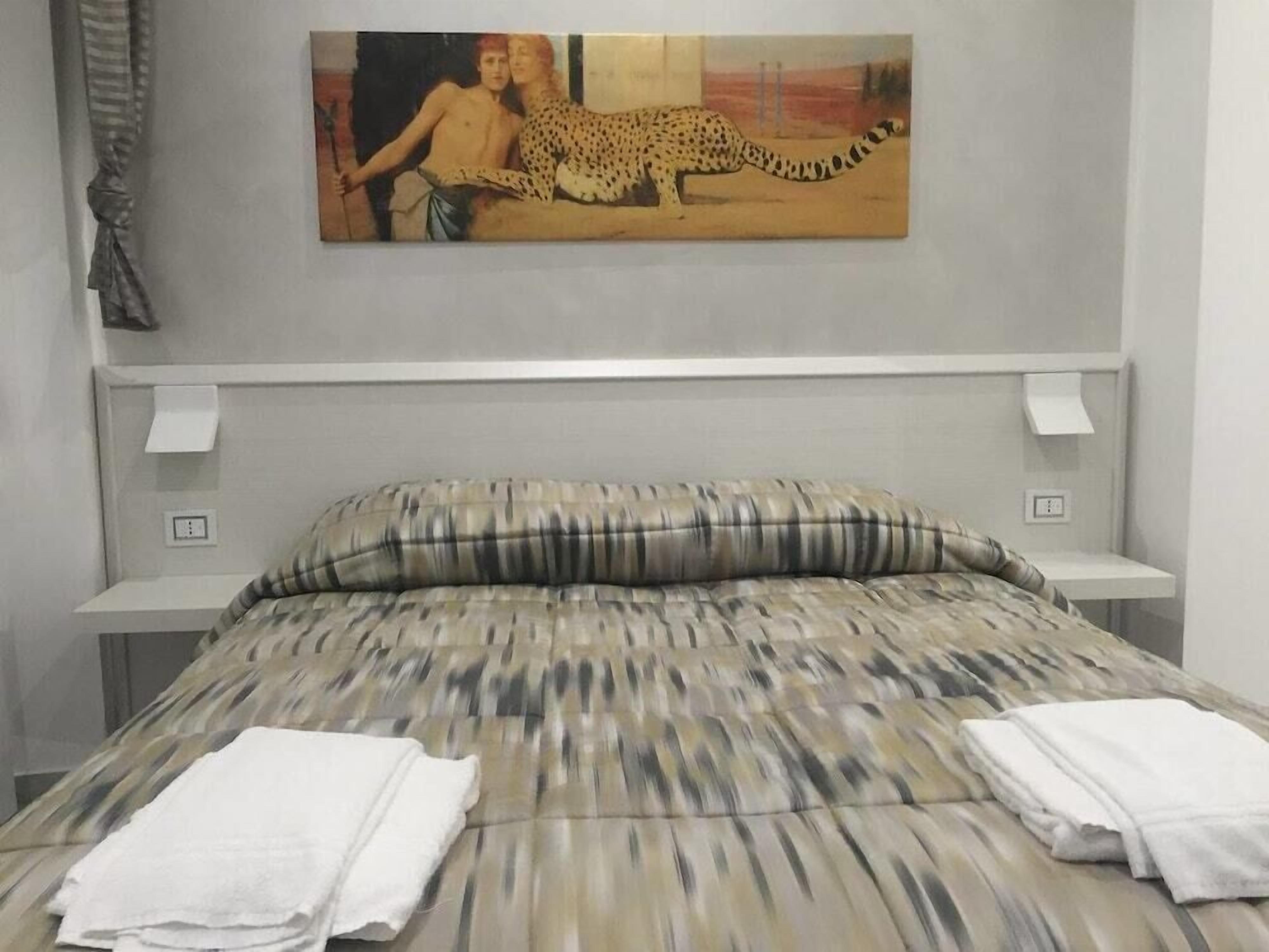 Coffres-forts dans les chambres, bureau, chambres insonorisées