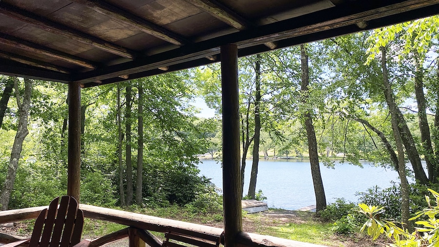 Mountain Springs Lake Resort
