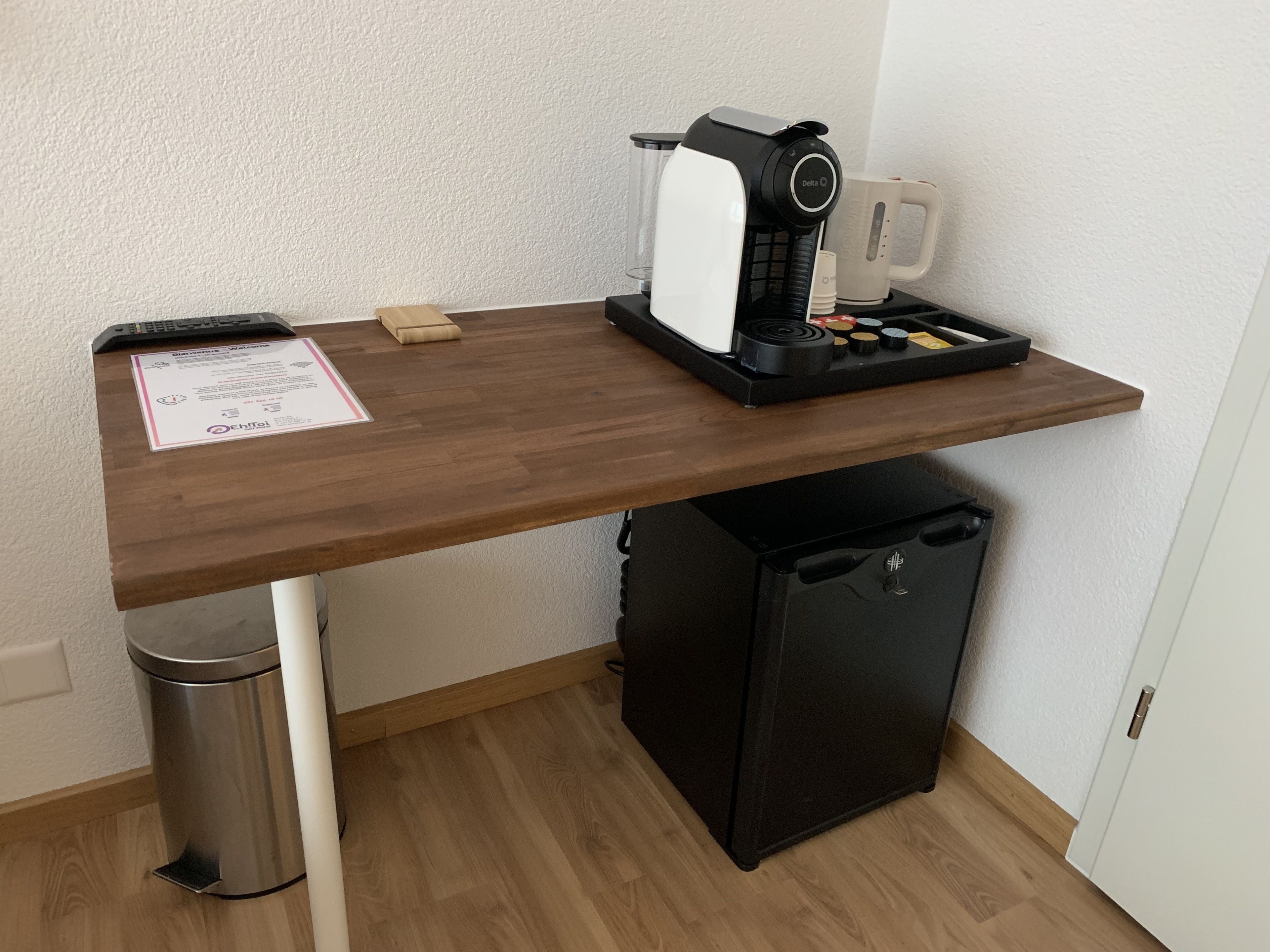 economy room | room amenity