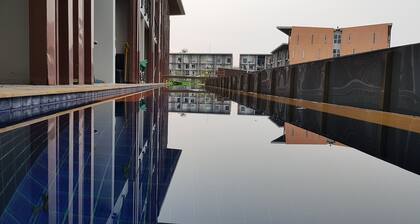 A swimming pool repeated by Phanpassa