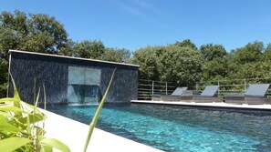 Piscine extérieure
