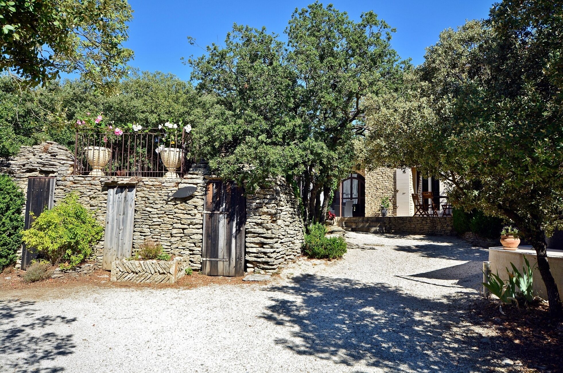 Enceinte de l’hébergement