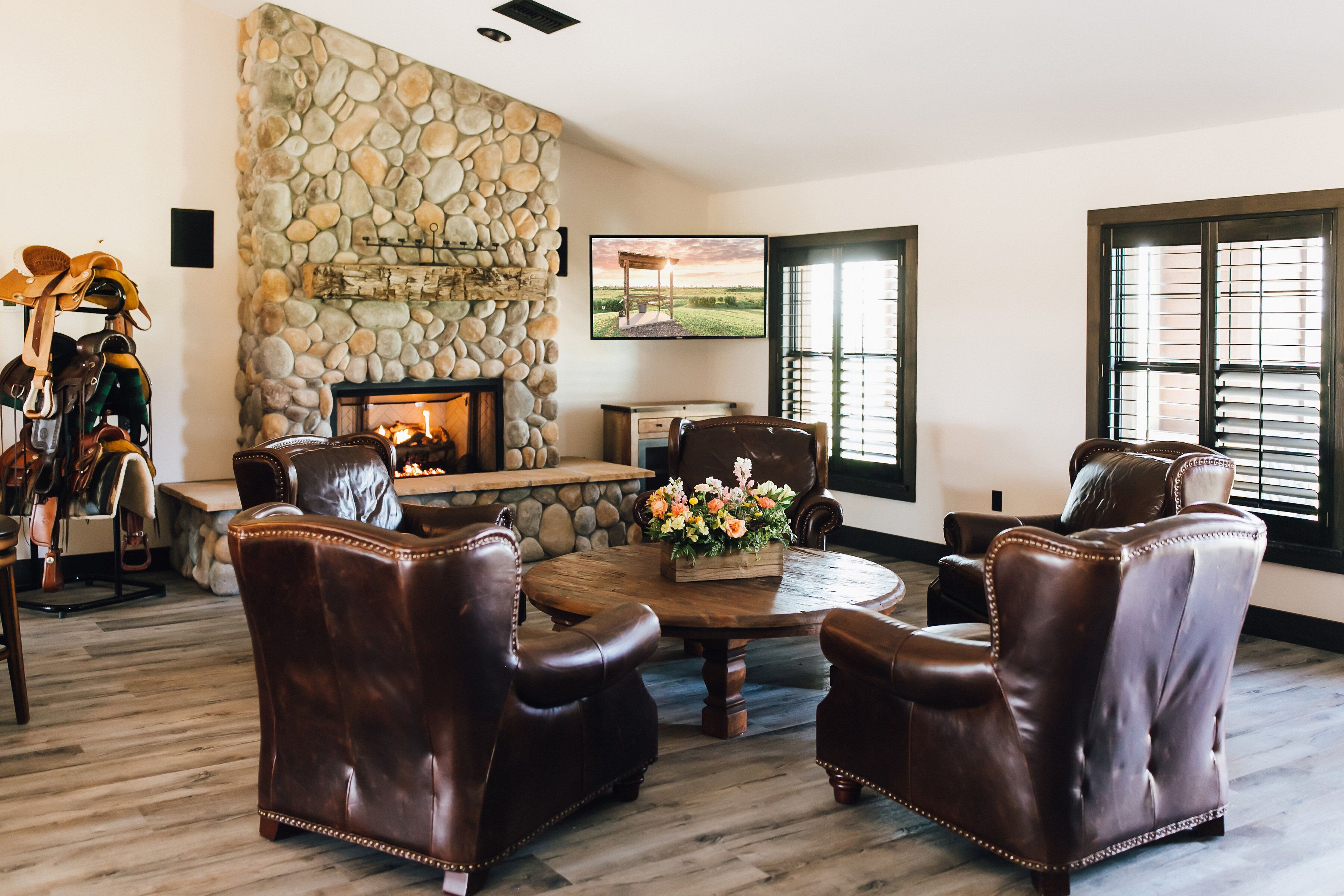 บ้านพักสำหรับครอบครัว, 3 ห้องนอน | ห้องนั่งเล่น | ทีวีจอแบน