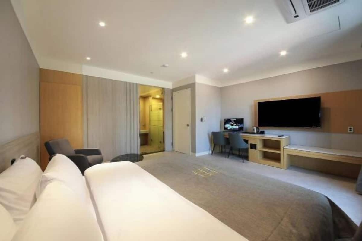 1 slaapkamer, luxe beddengoed, individueel gedecoreerd