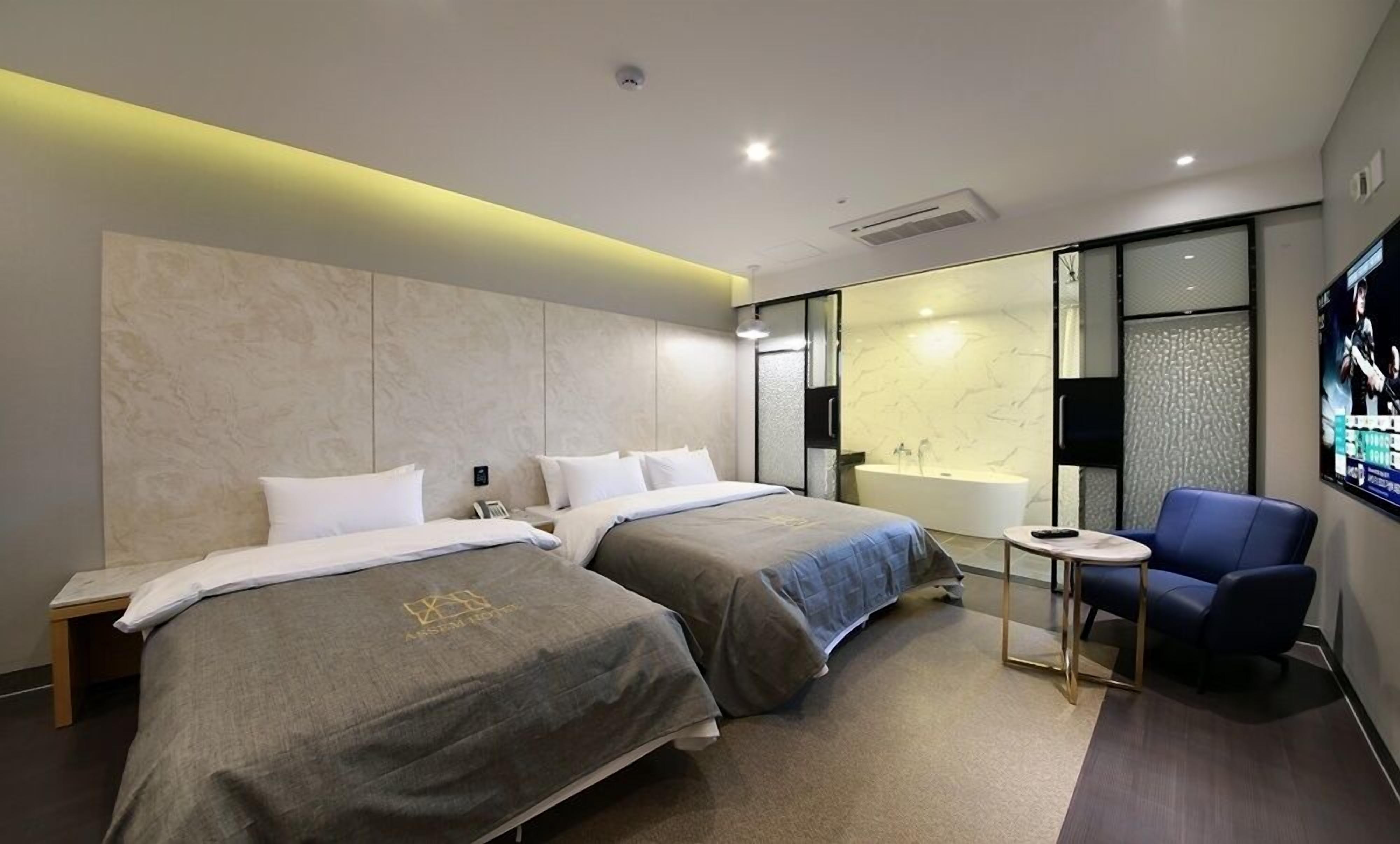 premium twin room | 1 bedroom, premium bedding, individually decorated