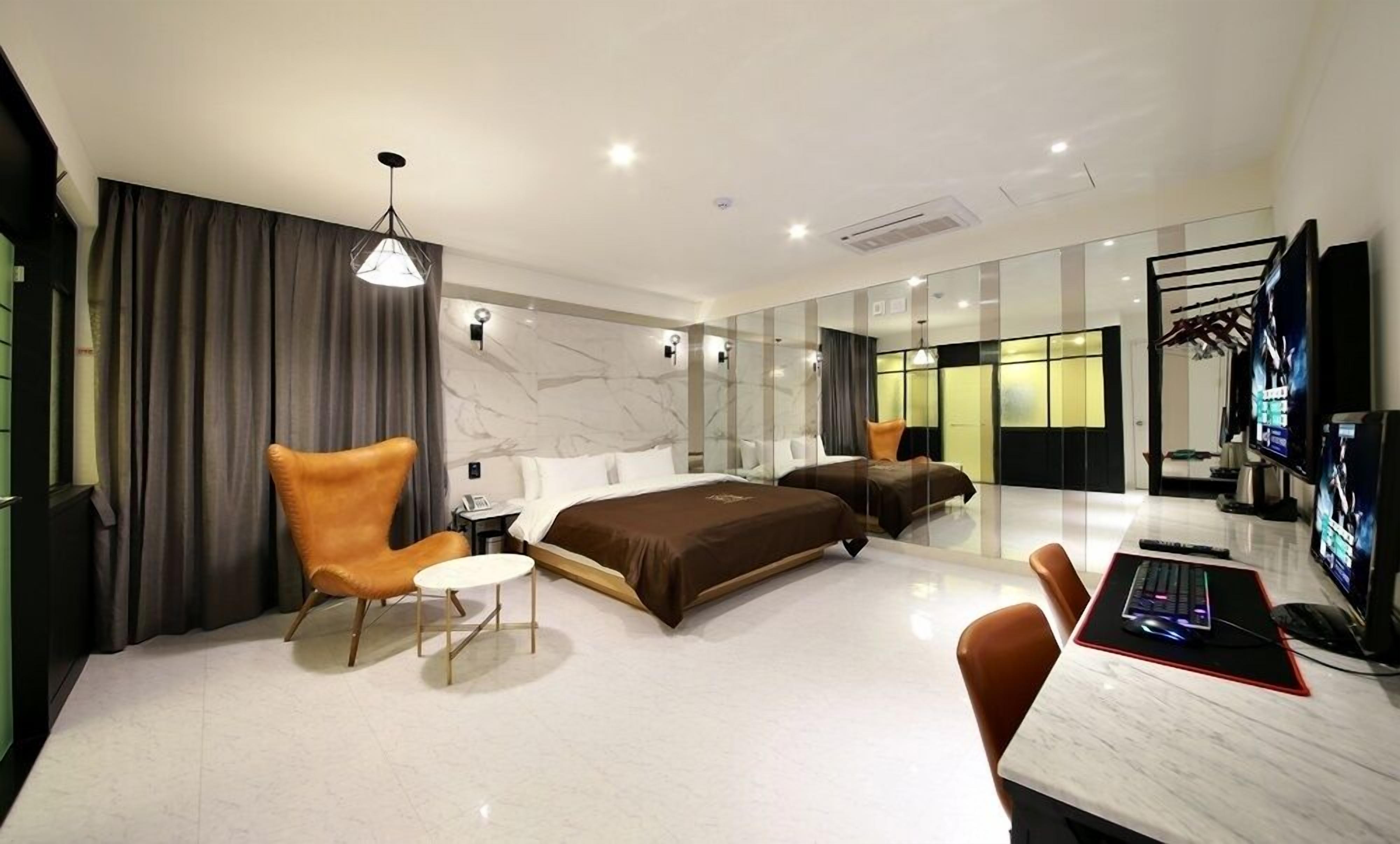 deluxe double room | 1 bedroom, premium bedding, individually decorated