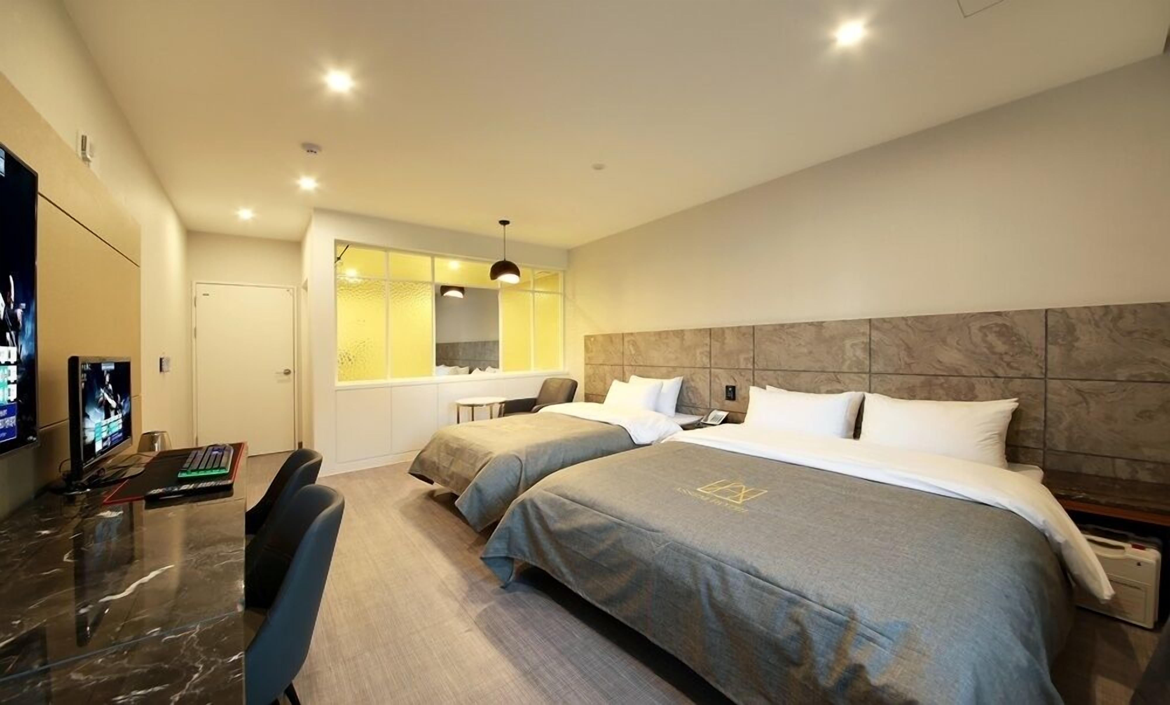 premium twin room | 1 bedroom, premium bedding, individually decorated