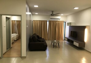 Apartment, 3 Bedrooms | Living room